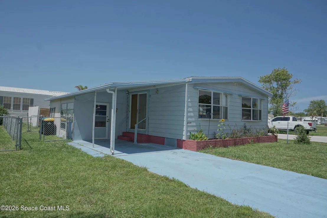 Photo of 2339 Royal Palm Drive NE