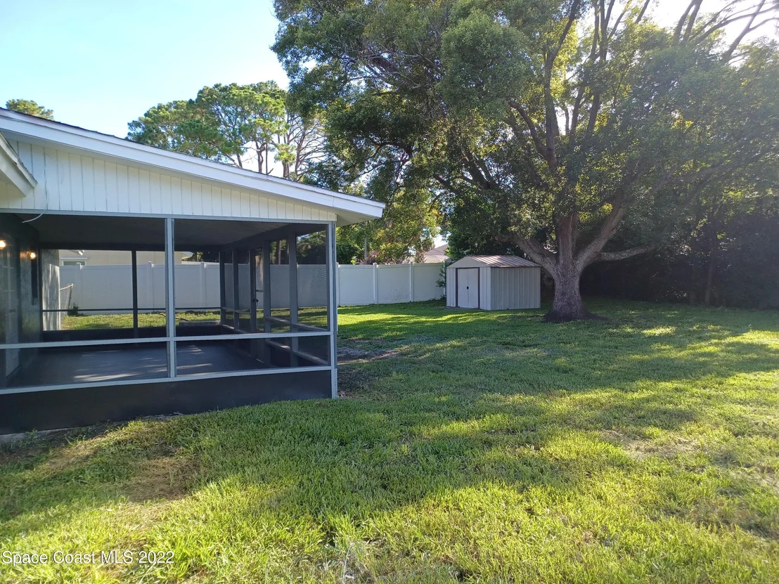 Photo of 6465 Cable Avenue