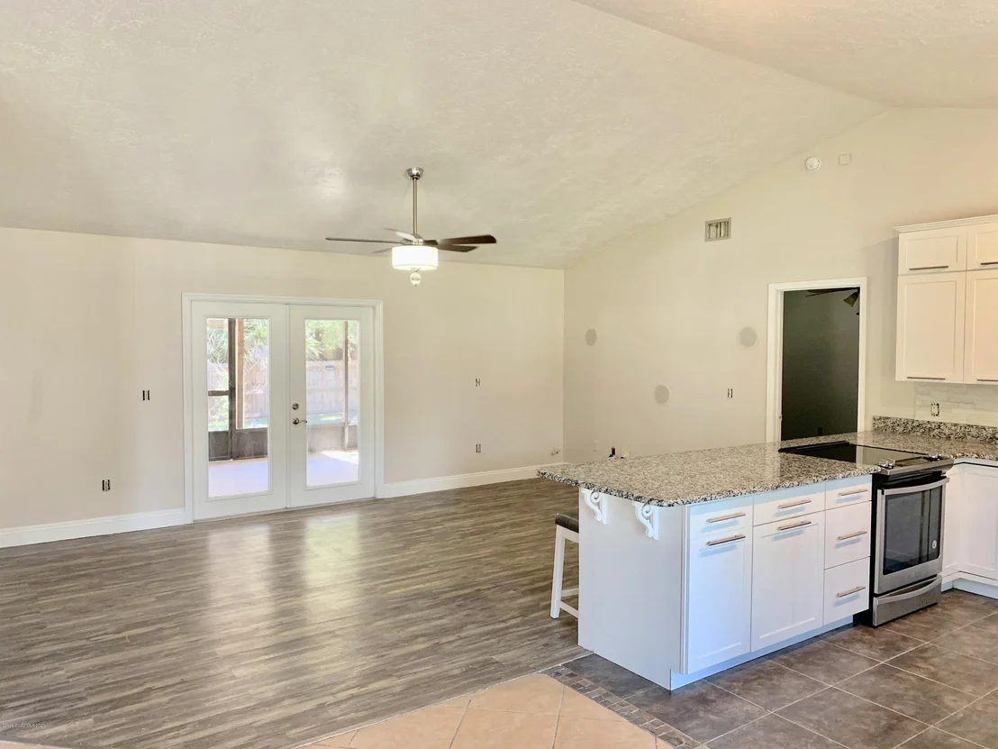 Photo of 5230 Andover Street