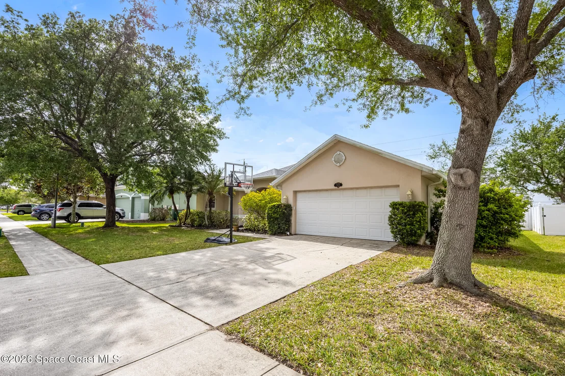 Photo of 2425 Tuscarora Court