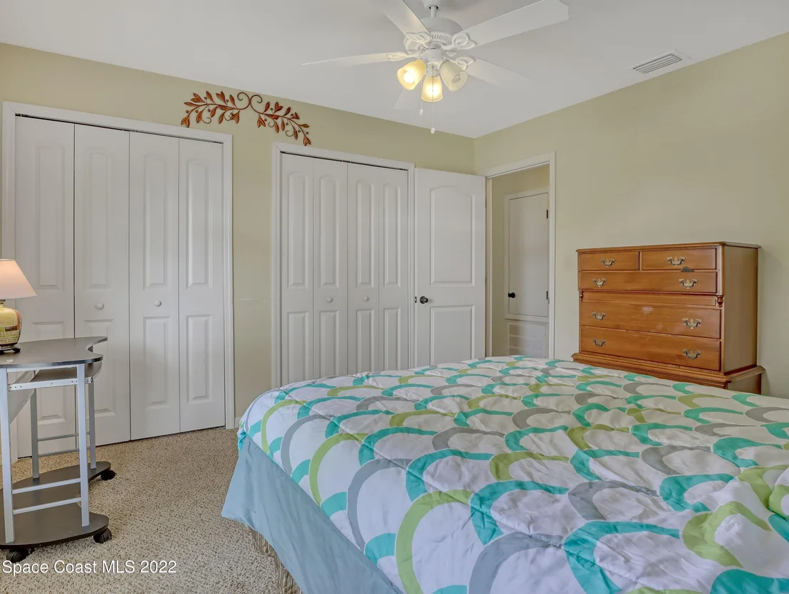 Photo of 761 Azure Avenue NE