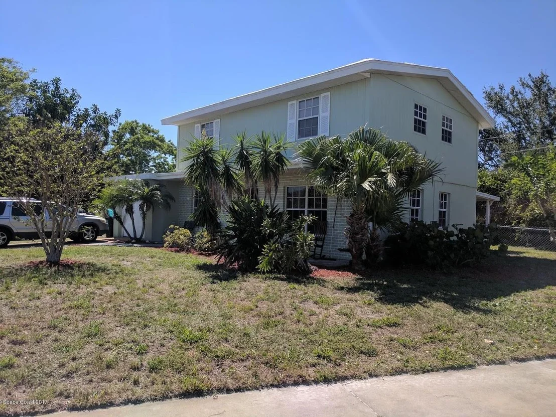 Photo of 1078 Daytona Drive NE