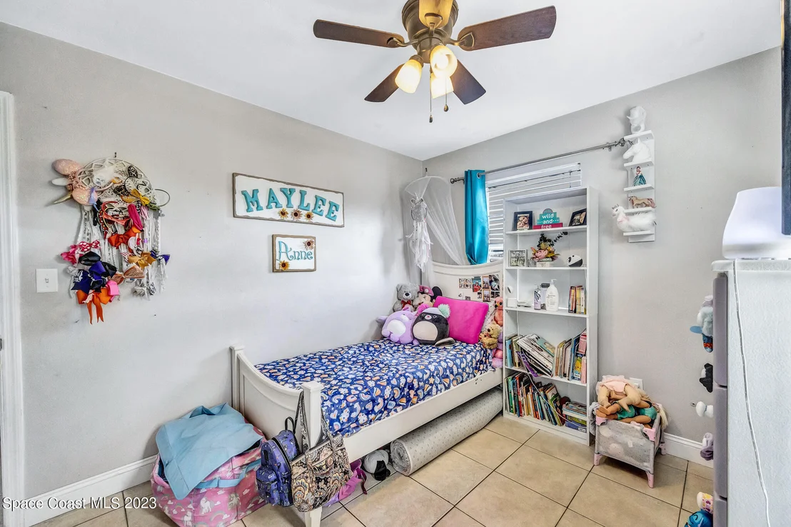 Photo of 2981 Kosuth Road NE
