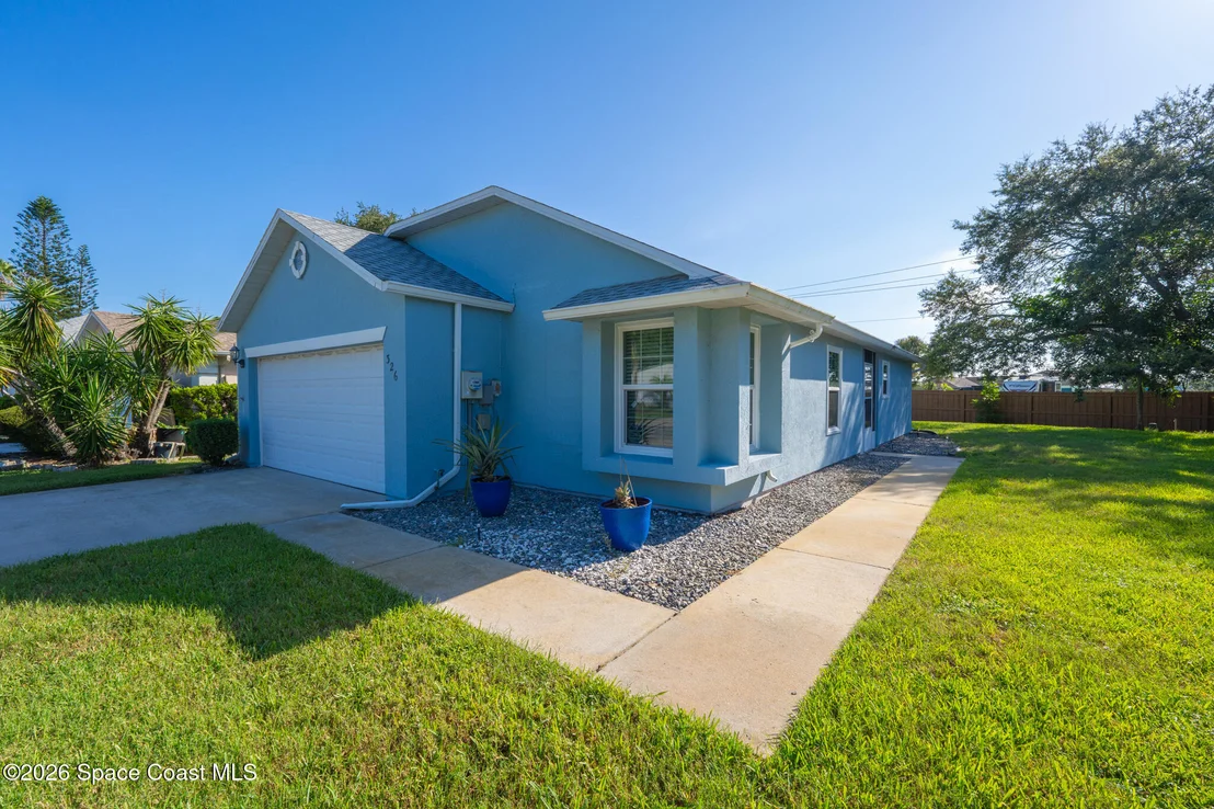 Photo of 326 Myrtlewood Road