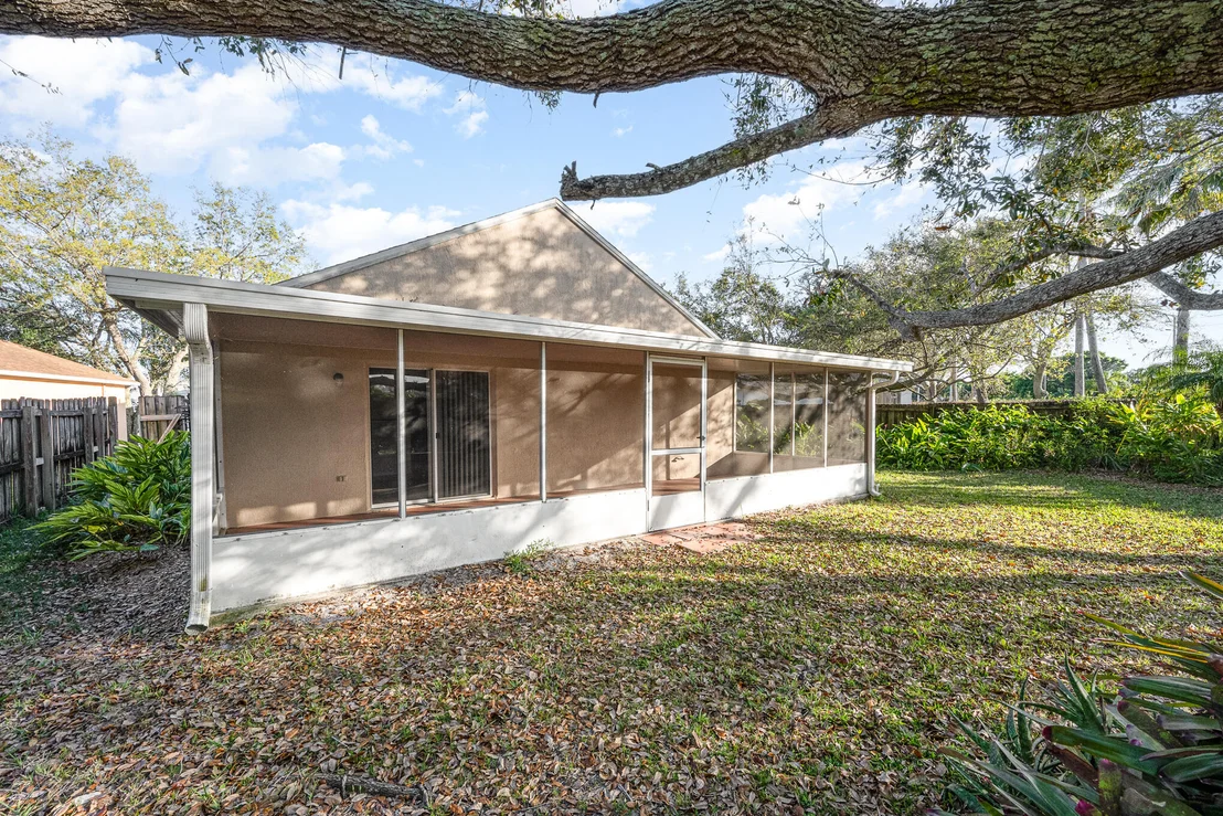 Photo of 2748 Maderia Circle