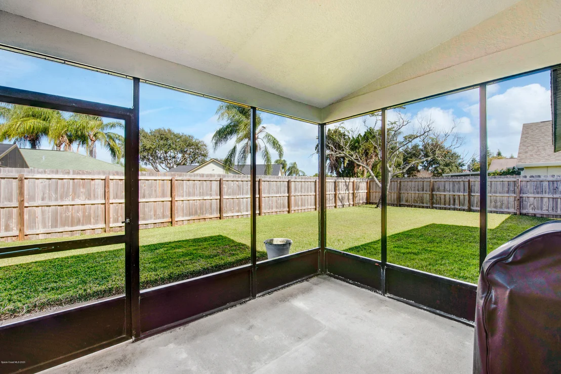 Photo of 1236 Walnut Grove Way