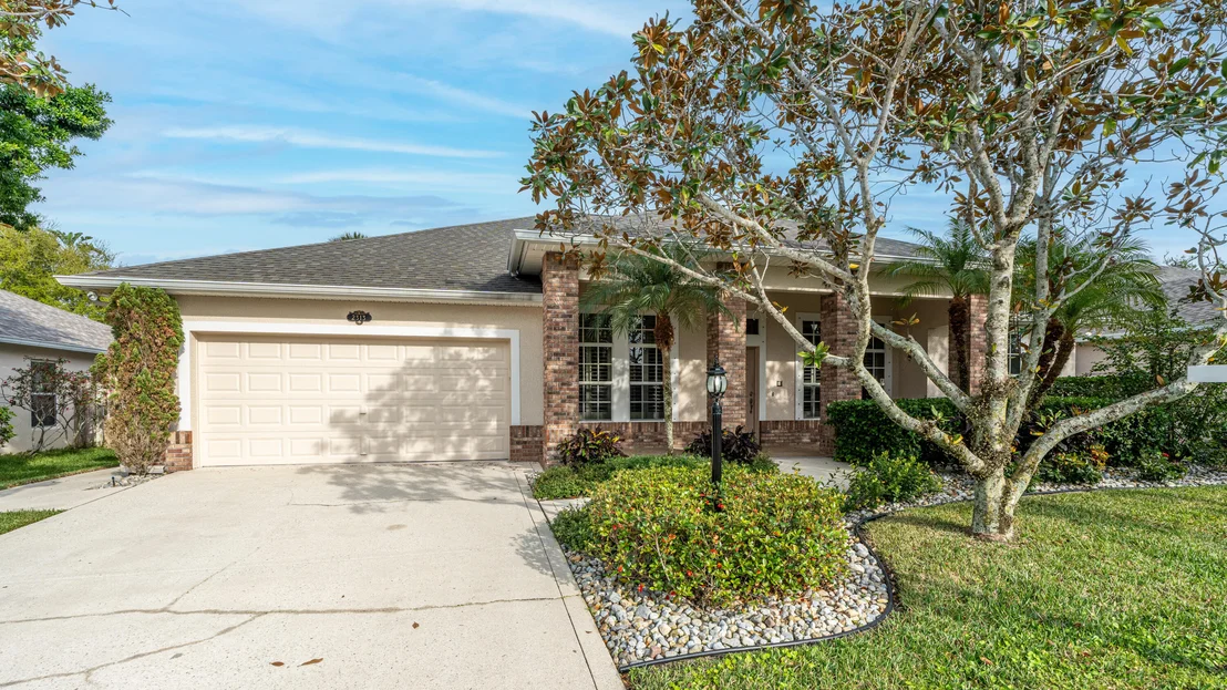 Photo of 2313 Woodfield Circle