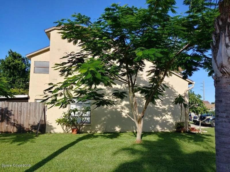 Photo of 1645 Clover Circle