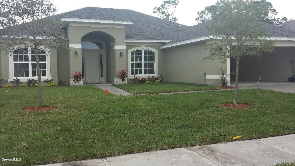 Photo of 2195 Botanica Circle