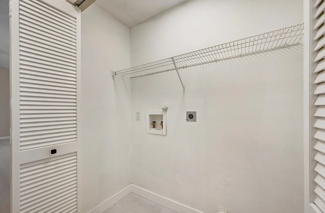 Photo of 6325 Hudson Road