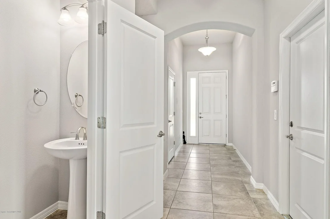 Photo of 2901 Casterton Drive
