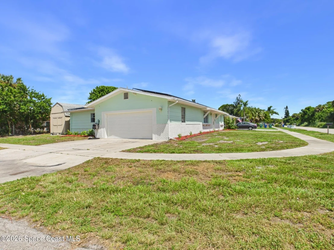 Photo of 944 Lance Street