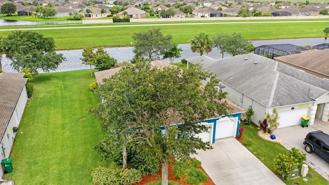Photo of 6097 Indigo Crossing Drive