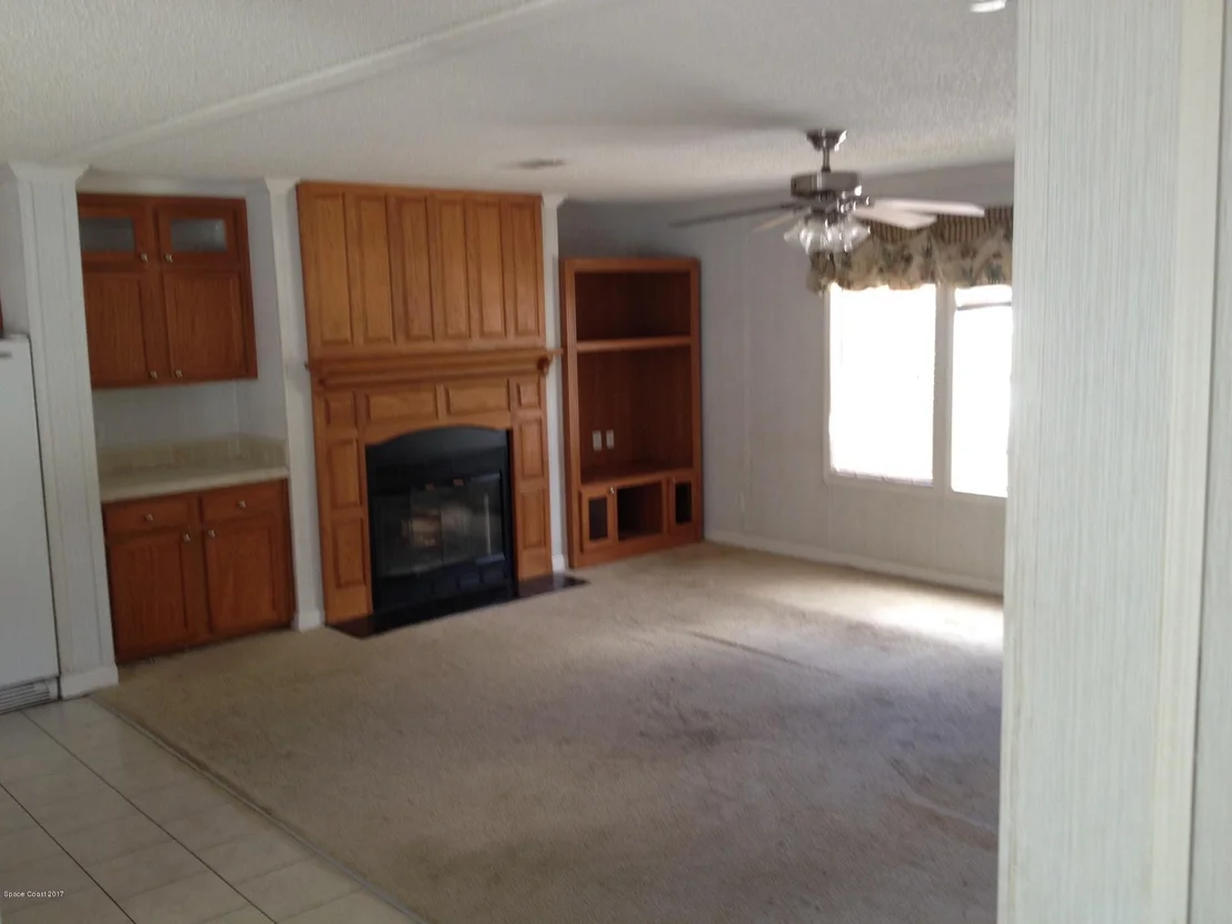 Photo of 735 Harvey Way