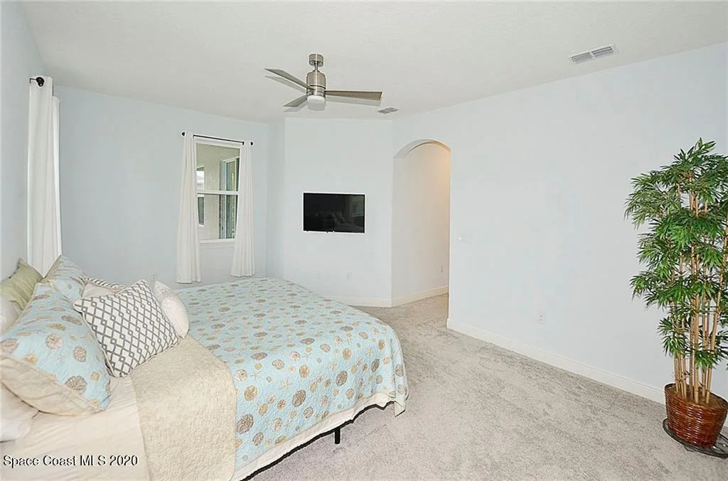 Photo of 341 Sandcrest Circle
