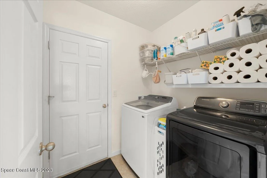 Photo of 930 Dillard Drive SE