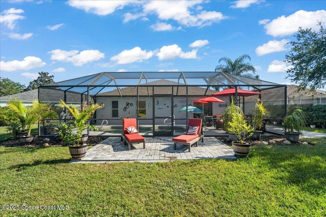 Photo of 2577 Deercroft Drive