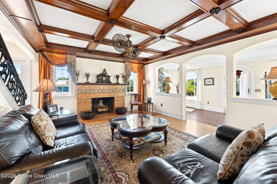 Photo of 2105 Mac Farland Drive