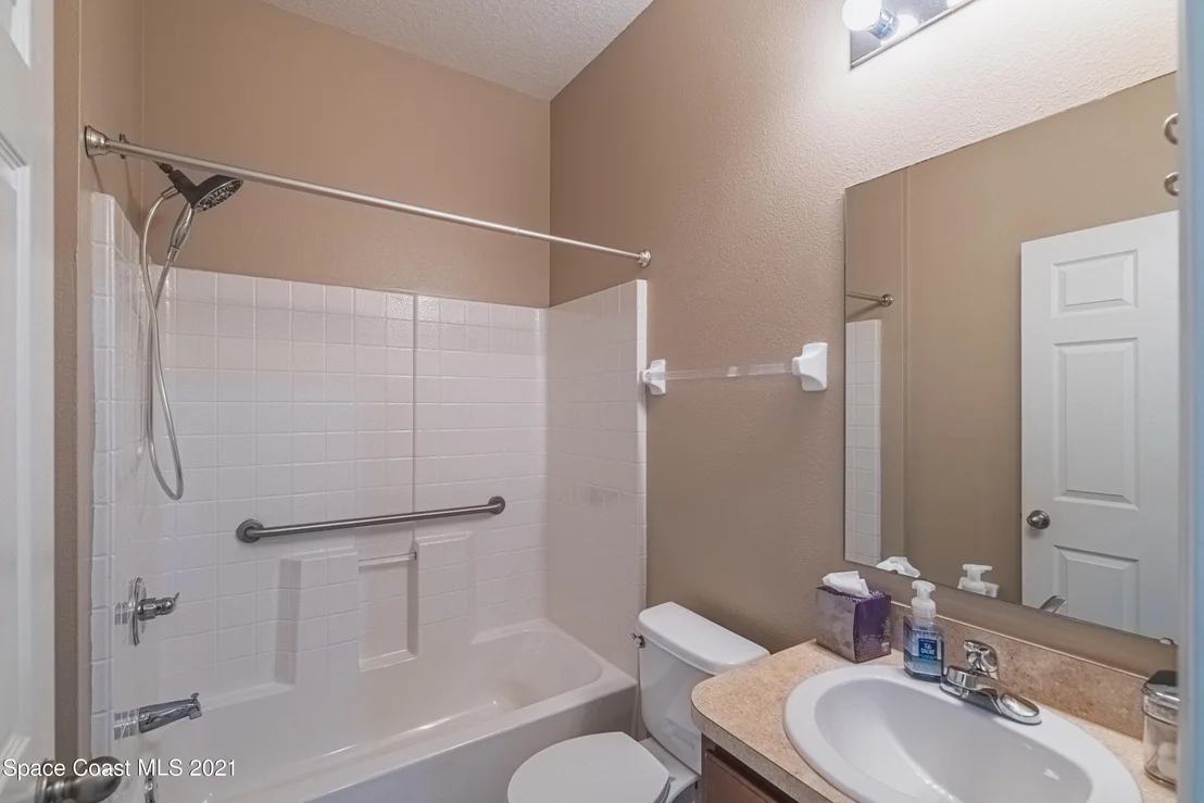 Photo of 324 Abernathy Circle