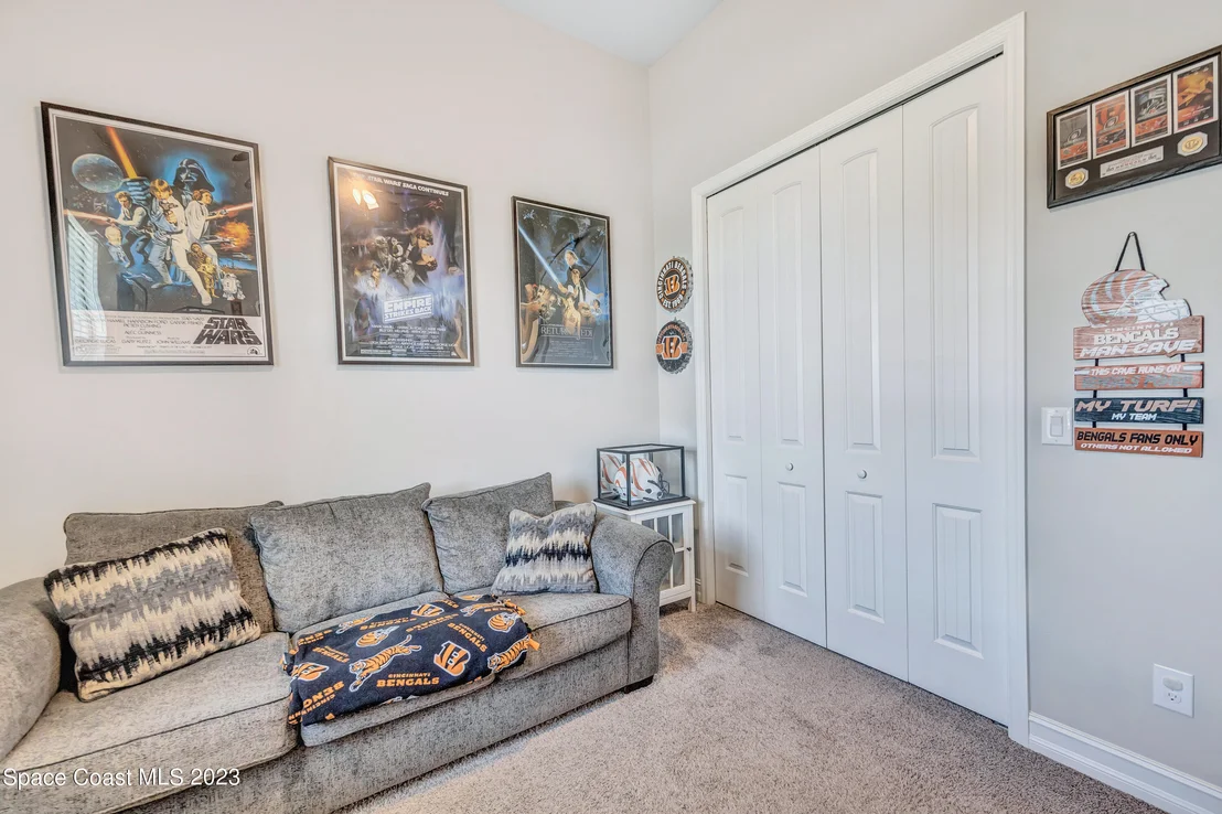 Photo of 7338 Bluemink Lane