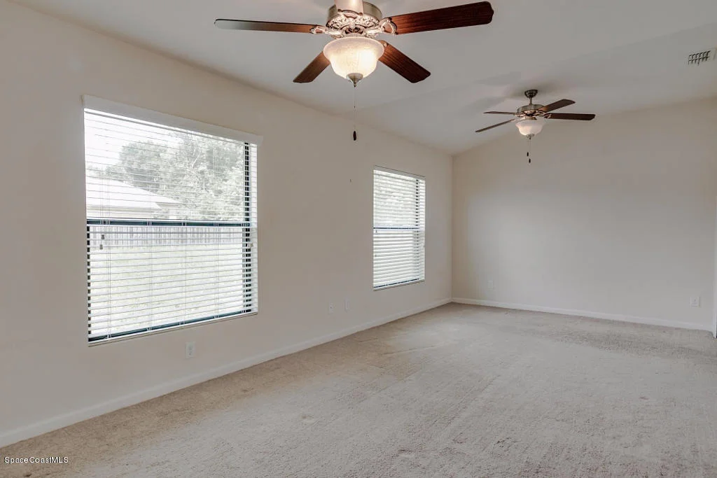 Photo of 534 Dryden Circle