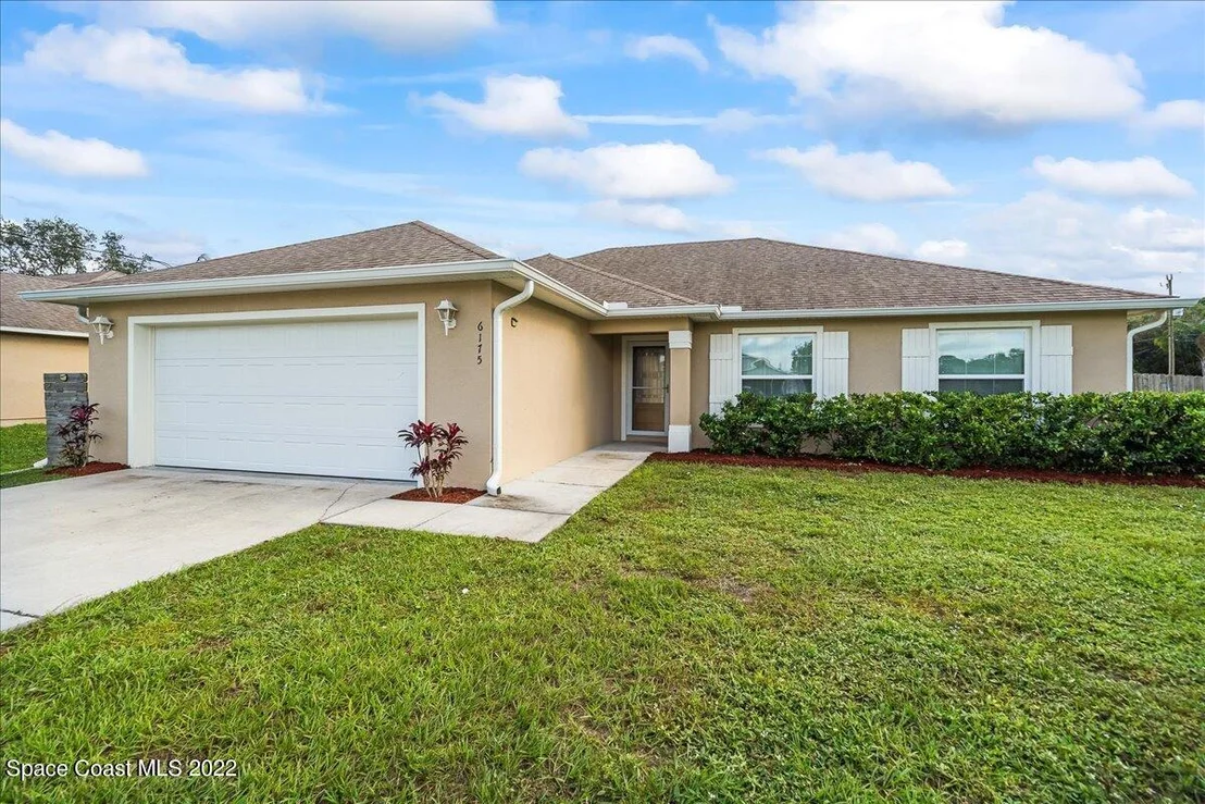Photo of 6175 Adina Road