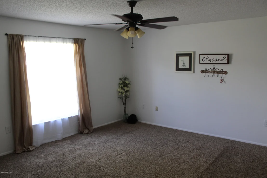 Photo of 4852 Alfred Street