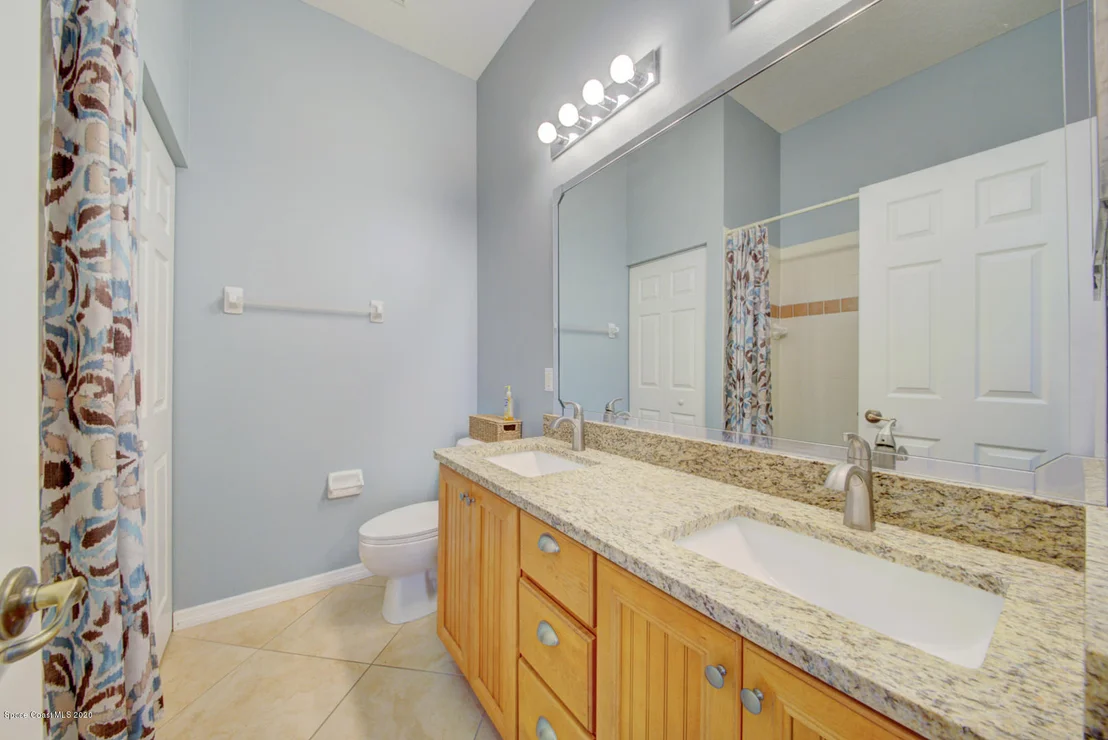 Photo of 4698 Alamanda Drive