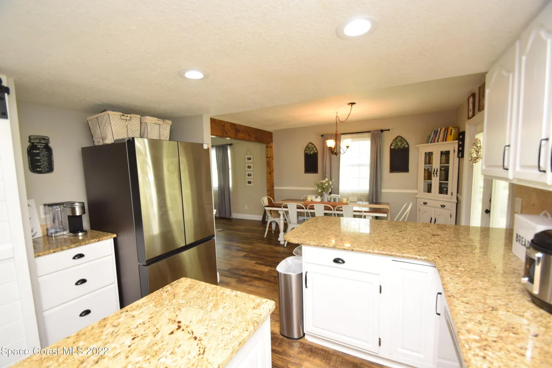 Photo of 1775 Grant Road