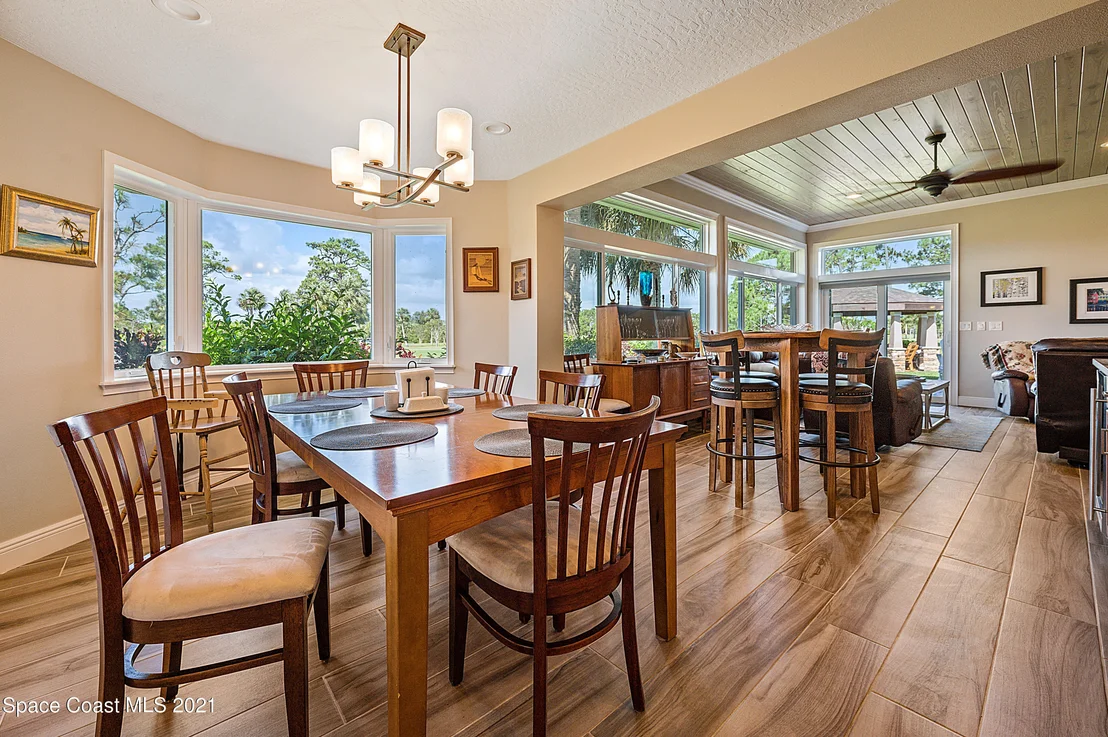 Photo of 530 Whispering Pines Circle
