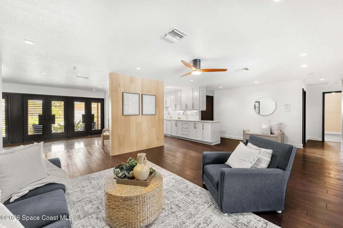 Photo of 127 Sand Pine Road