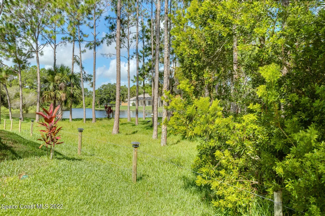 Photo of 2491 Stratford Pointe Drive