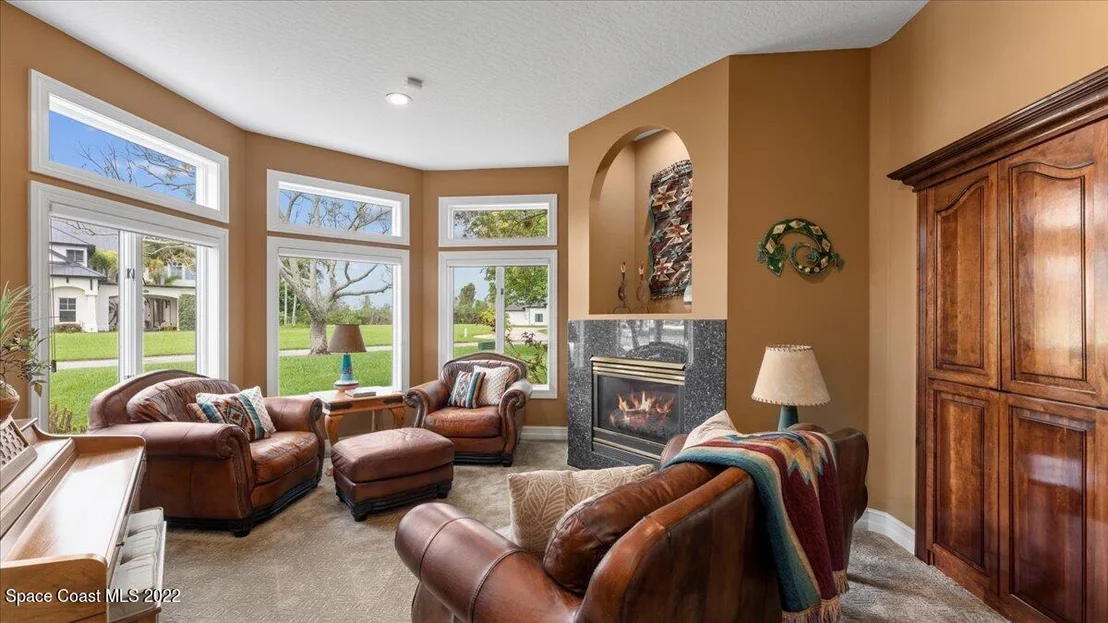 Photo of 873 Oak Park Drive