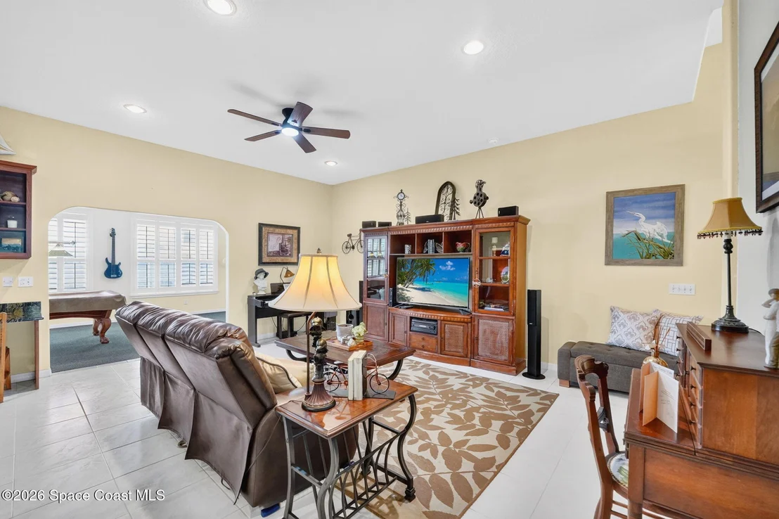 Photo of 1871 Thesy Drive
