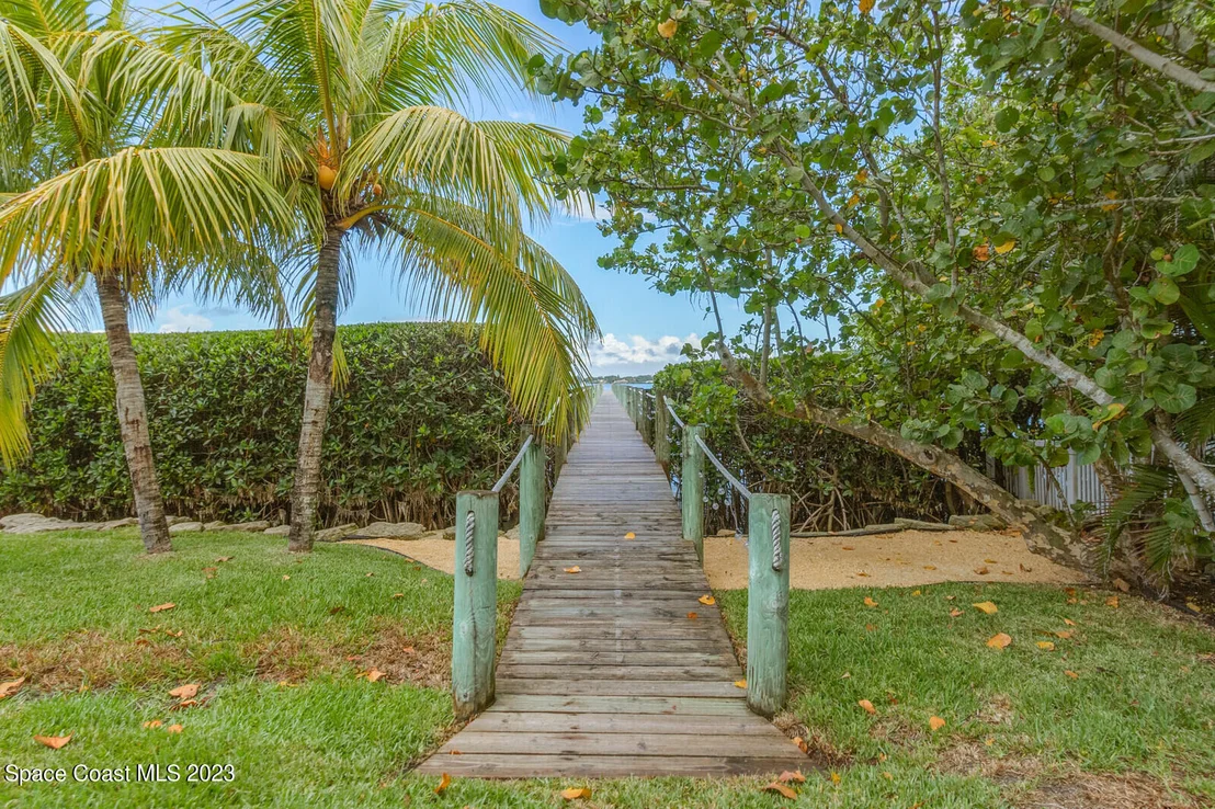 Photo of 866 Loggerhead Island Drive