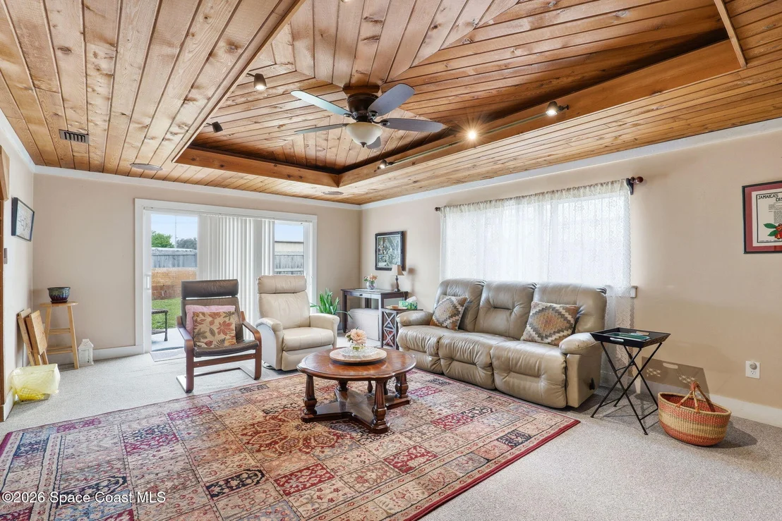 Photo of 908 Jefferson Road