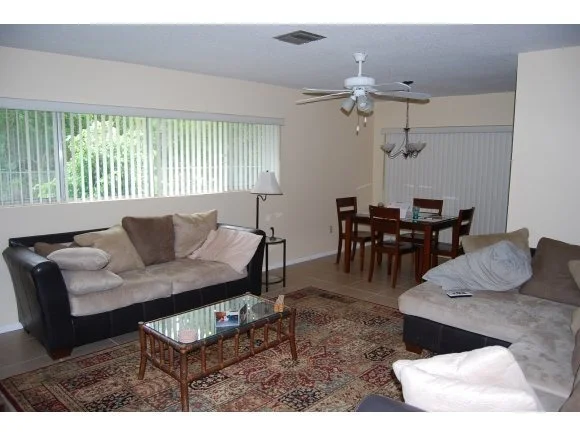 Photo of 700 NE Burman
