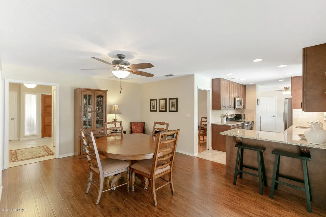 Photo of 140 Sand Dollar Road