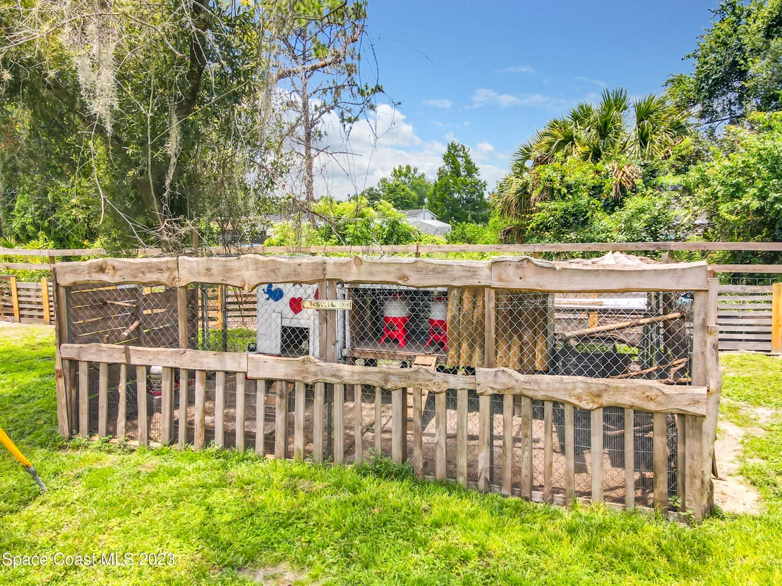 Photo of 9295 Concord Road