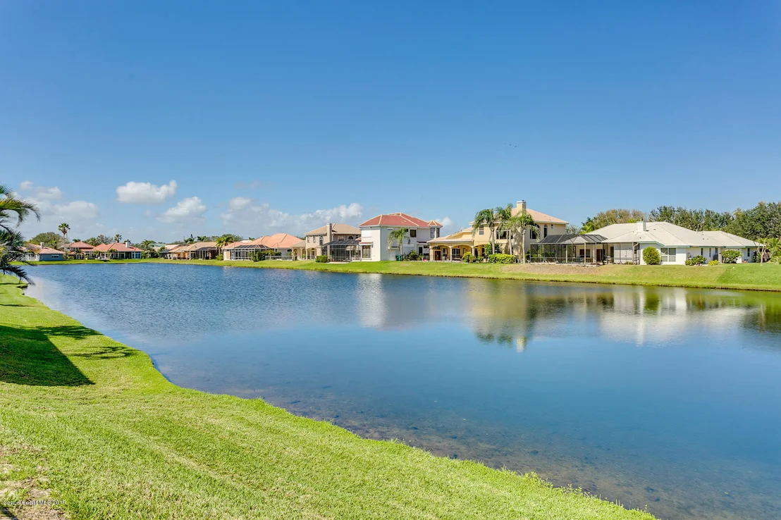 Photo of 330 Newport Drive