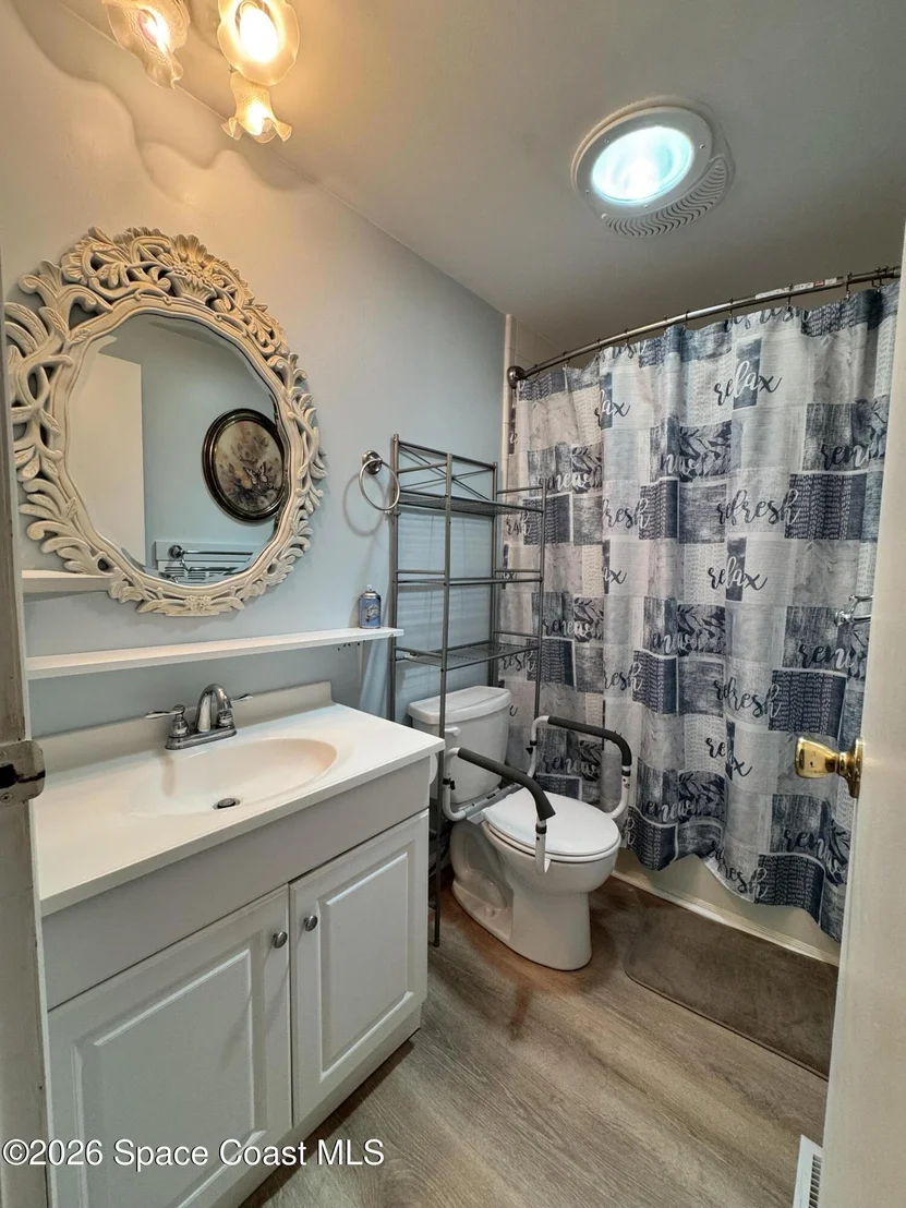 Photo of 438 Puffin Drive