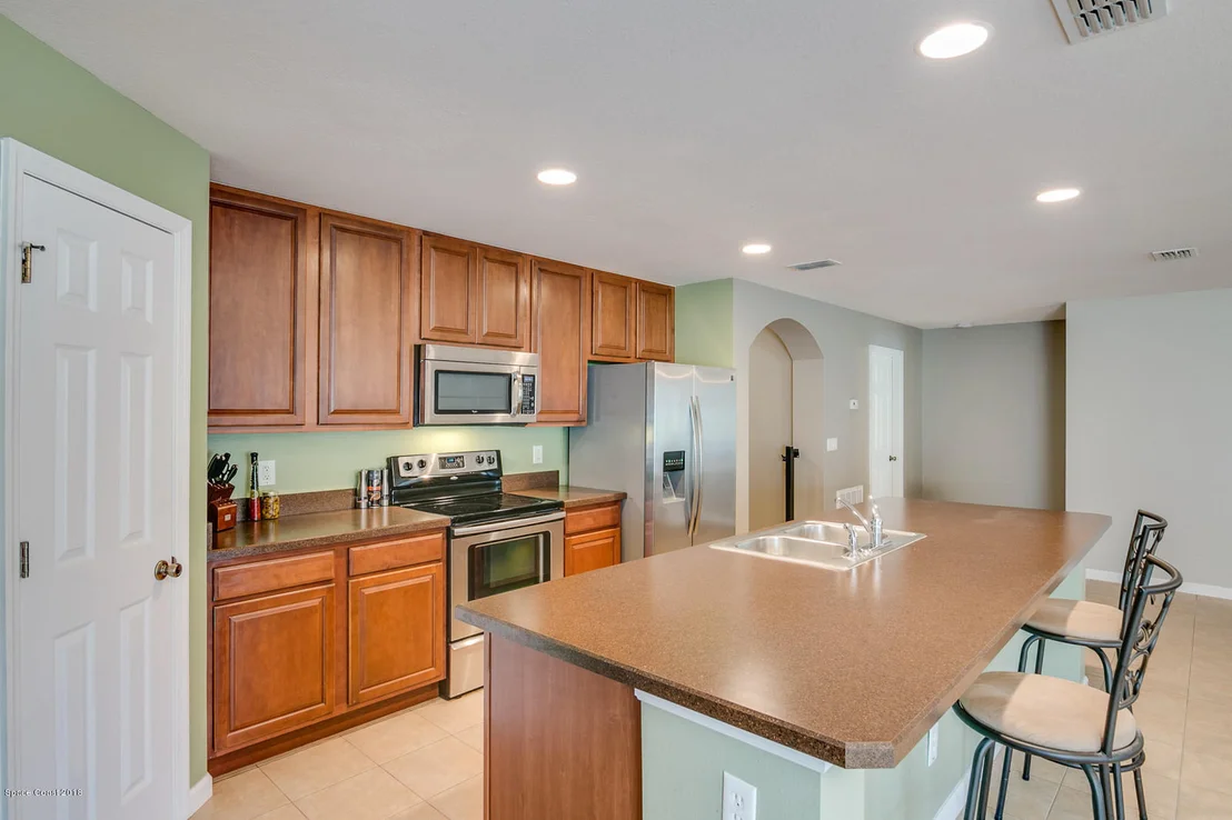 Photo of 205 Dryden Circle