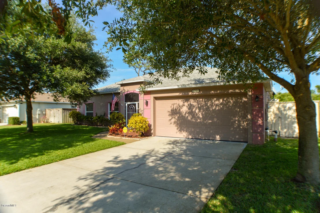 Photo of 4301 Long Leaf Drive