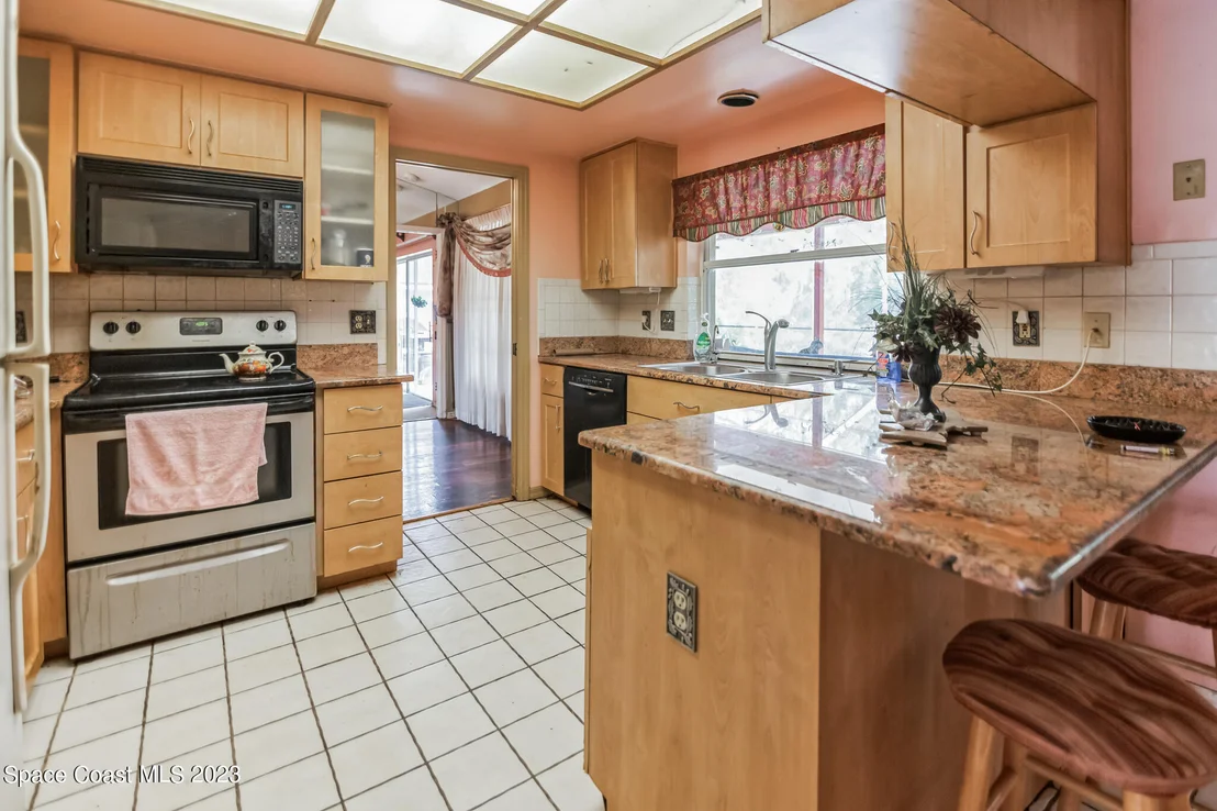 Photo of 2910 Summervale Drive