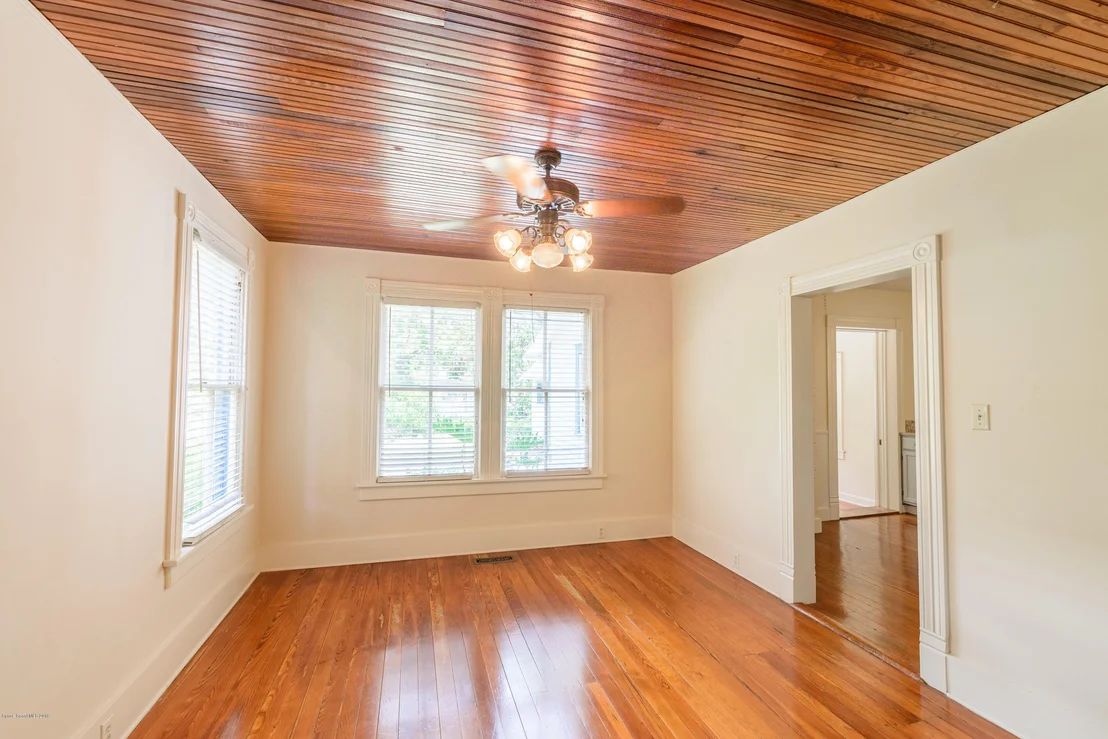Photo of 36 Barton Avenue