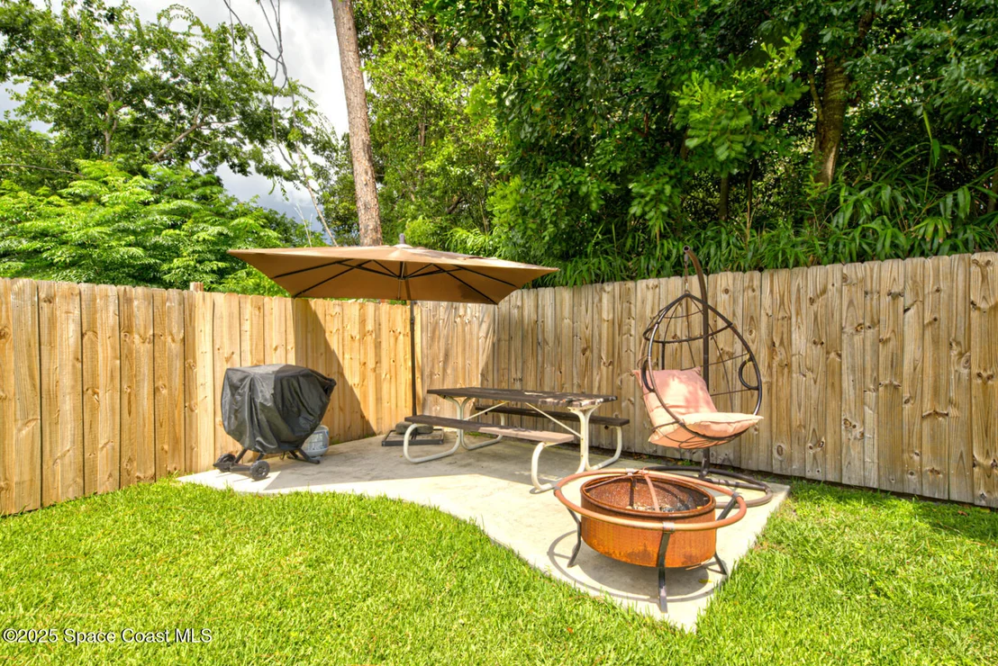 Photo of 5370 Holden Road