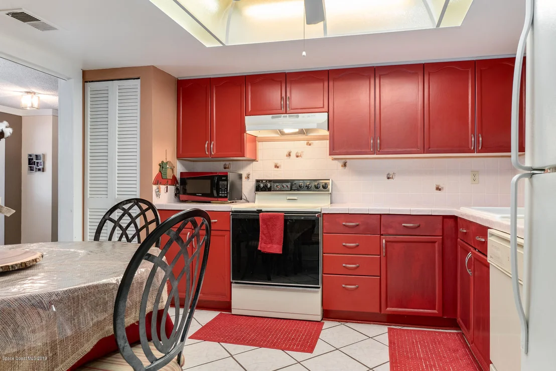 Photo of 933 Bluewater Drive