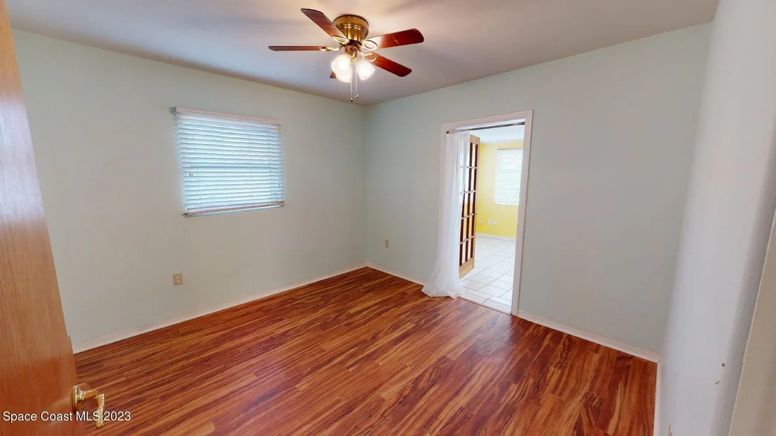Photo of 325 Cinnamon Drive