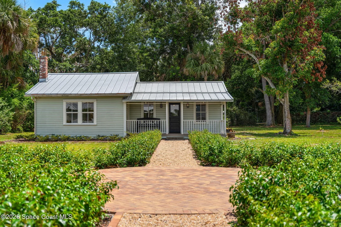 Photo of 1489 Rockledge Drive