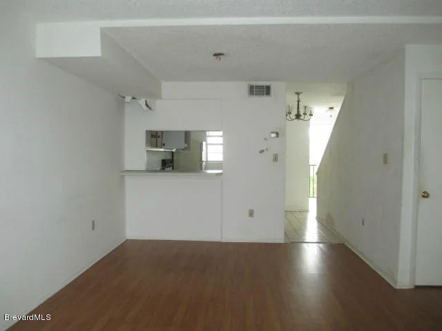 Photo of Unit 5 at 1020 Pinetree Drive